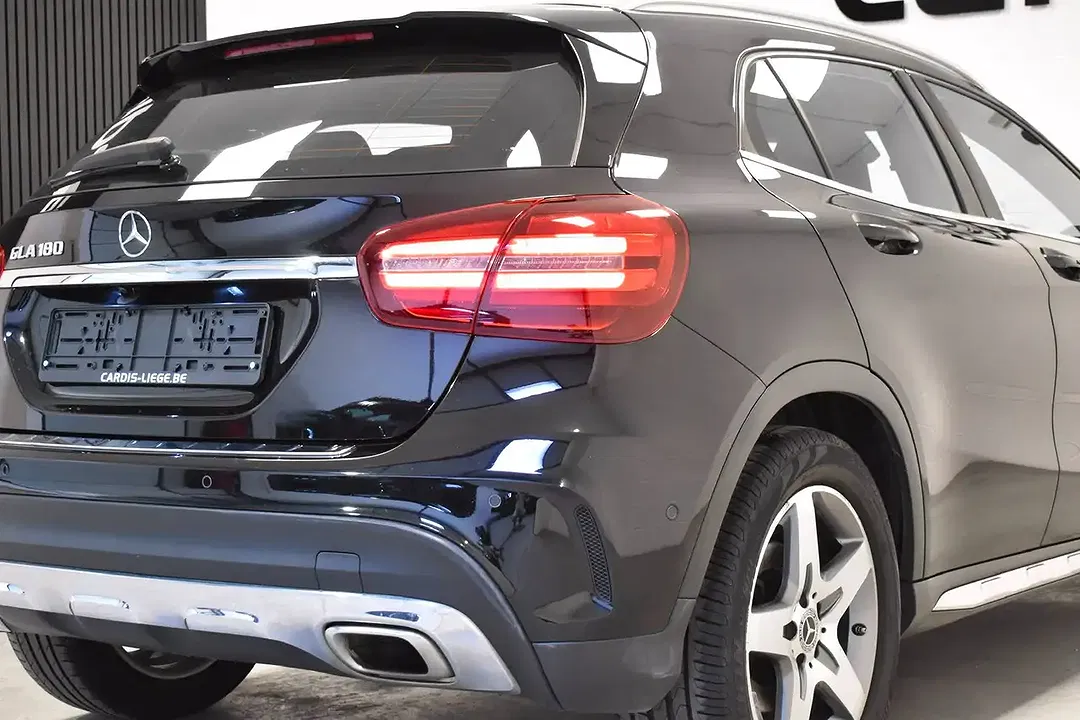 Mercedes-Benz GLA 180 - Thumbnail 7
