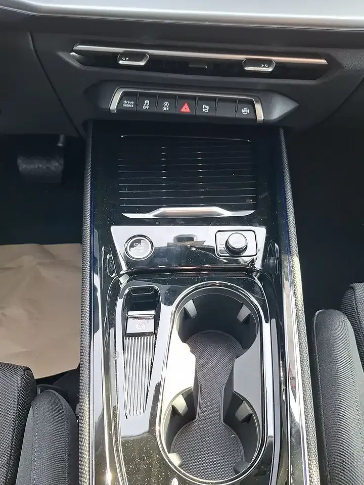 Audi Q3 - Thumbnail 20