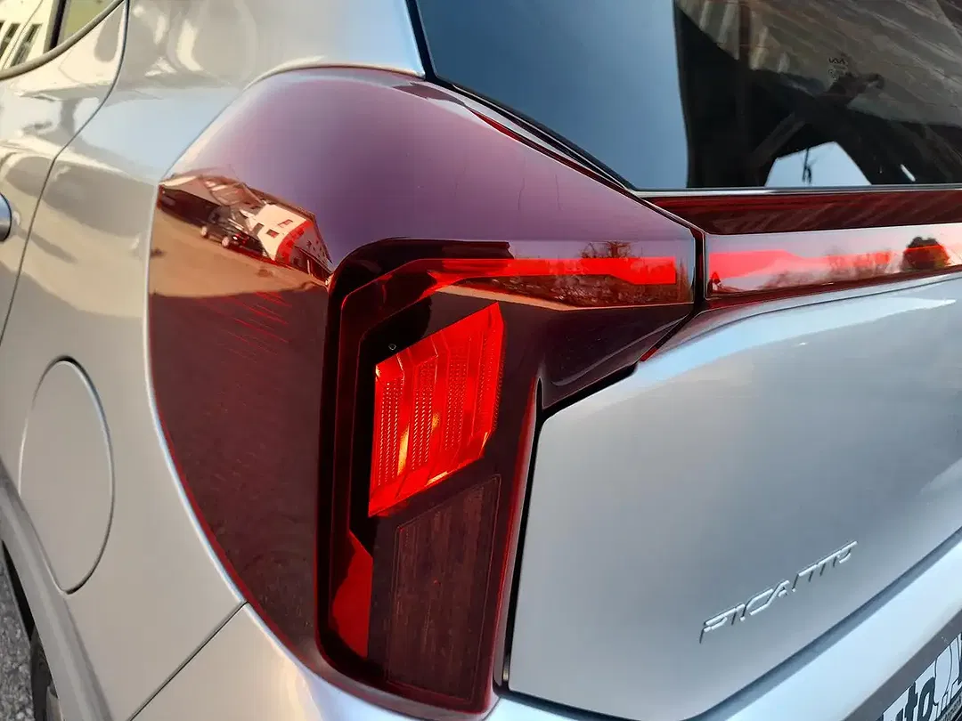 Kia Picanto - Thumbnail 11