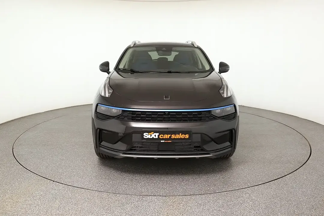 Lynk & Co 01 - Thumbnail 2