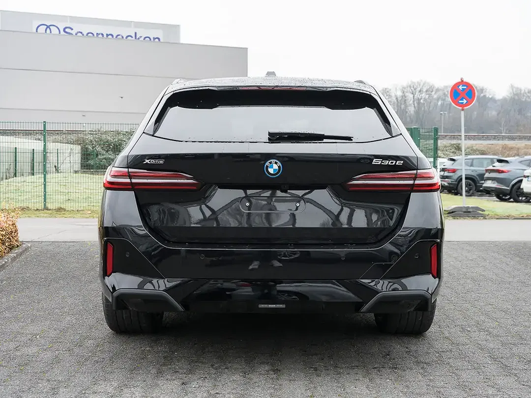 BMW 530 - Thumbnail 5