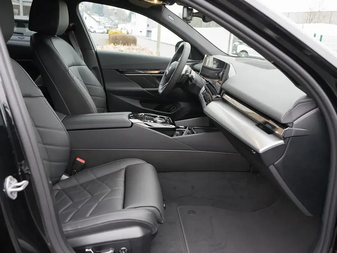 BMW 530 - Thumbnail 7