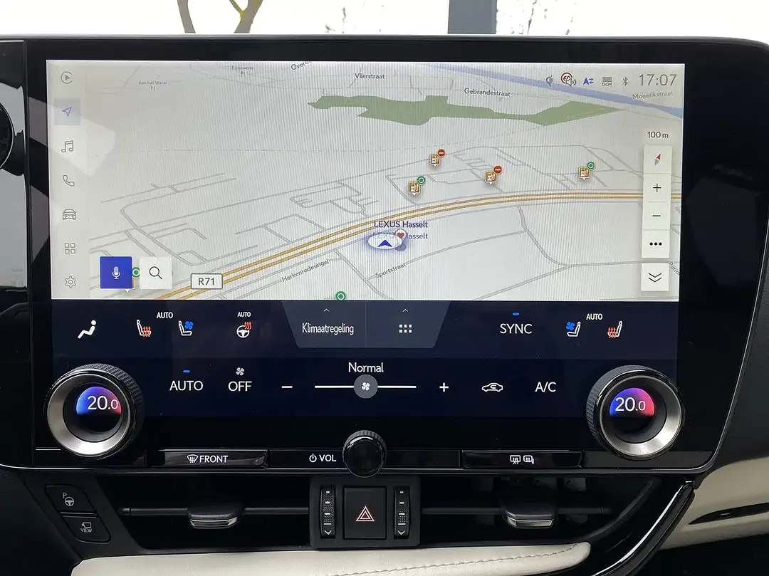 Lexus NX 450h+ - Thumbnail 13