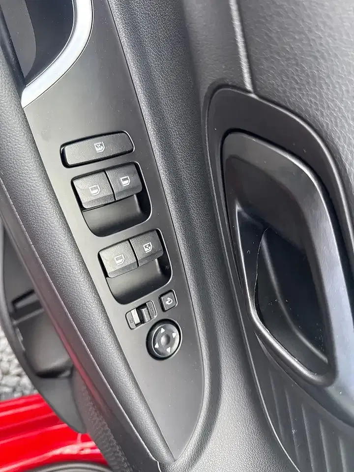Hyundai i20 - Thumbnail 14