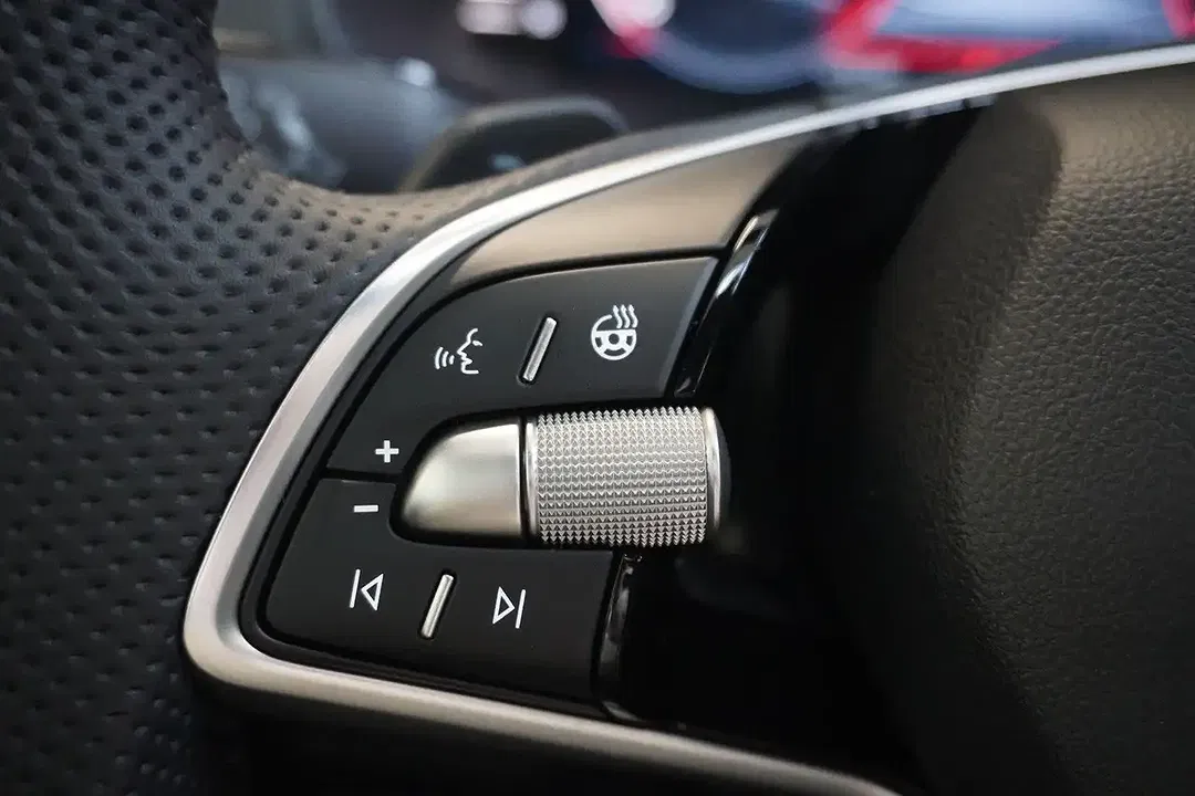 Skoda Karoq - Thumbnail 12