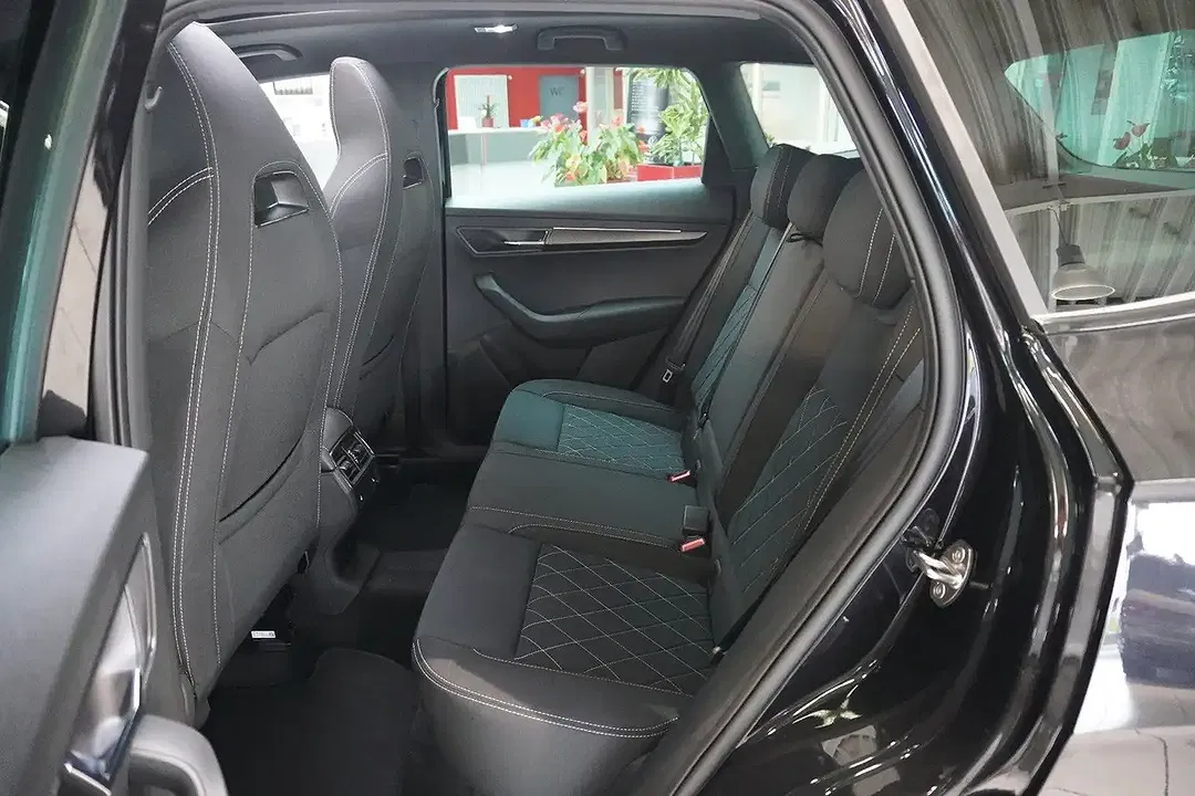 Skoda Karoq - Thumbnail 8