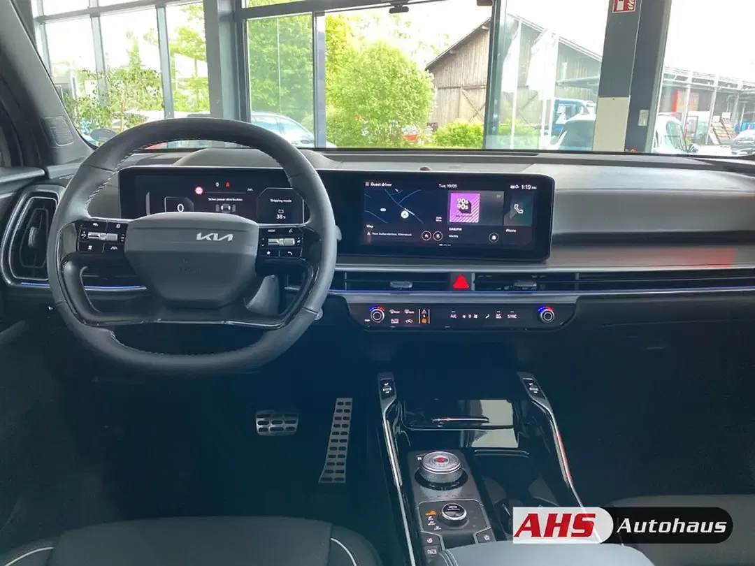 Kia Sorento - Thumbnail 10