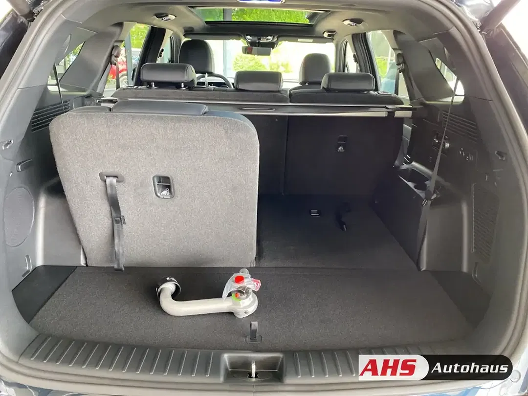 Kia Sorento - Thumbnail 7