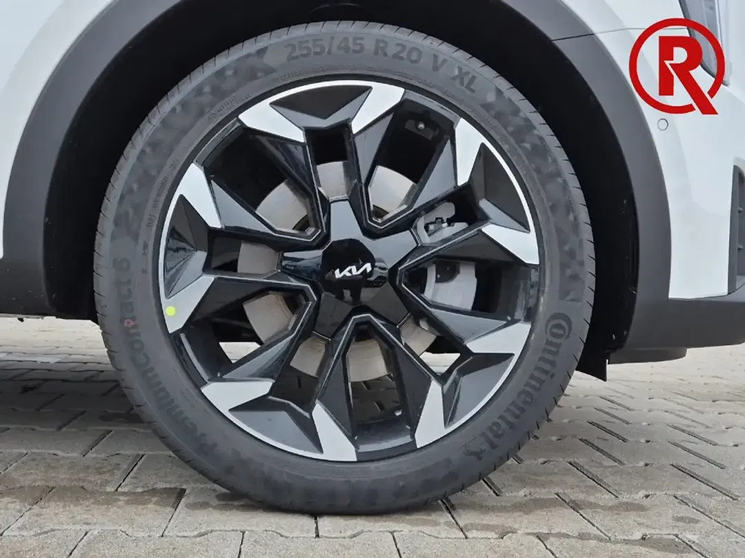 Kia Sorento - Thumbnail 7