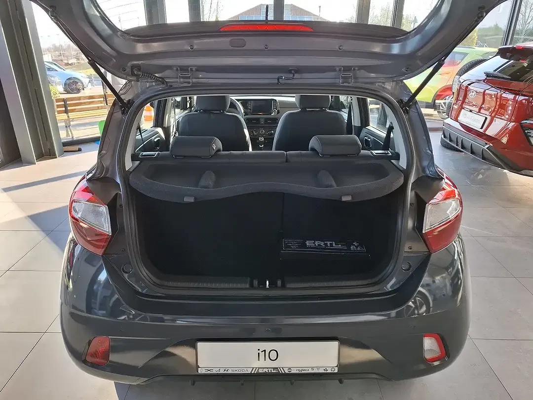 Hyundai i10 - Thumbnail 8
