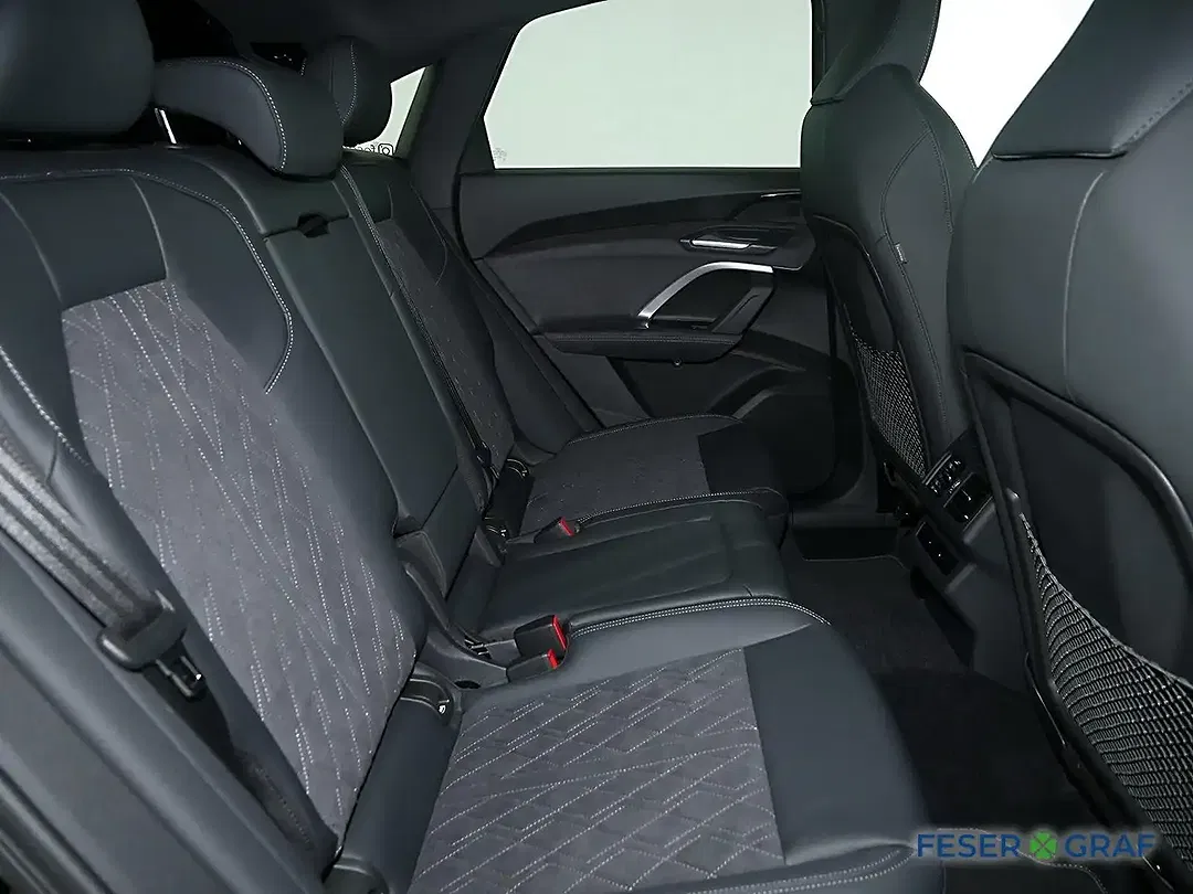 Audi Q5 - Thumbnail 6
