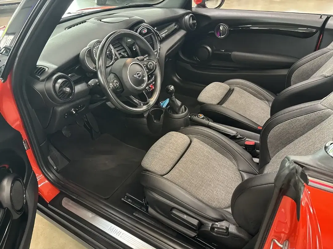 MINI One Cabrio - Thumbnail 14