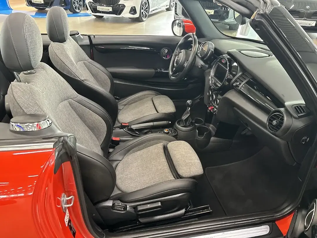 MINI One Cabrio - Thumbnail 15