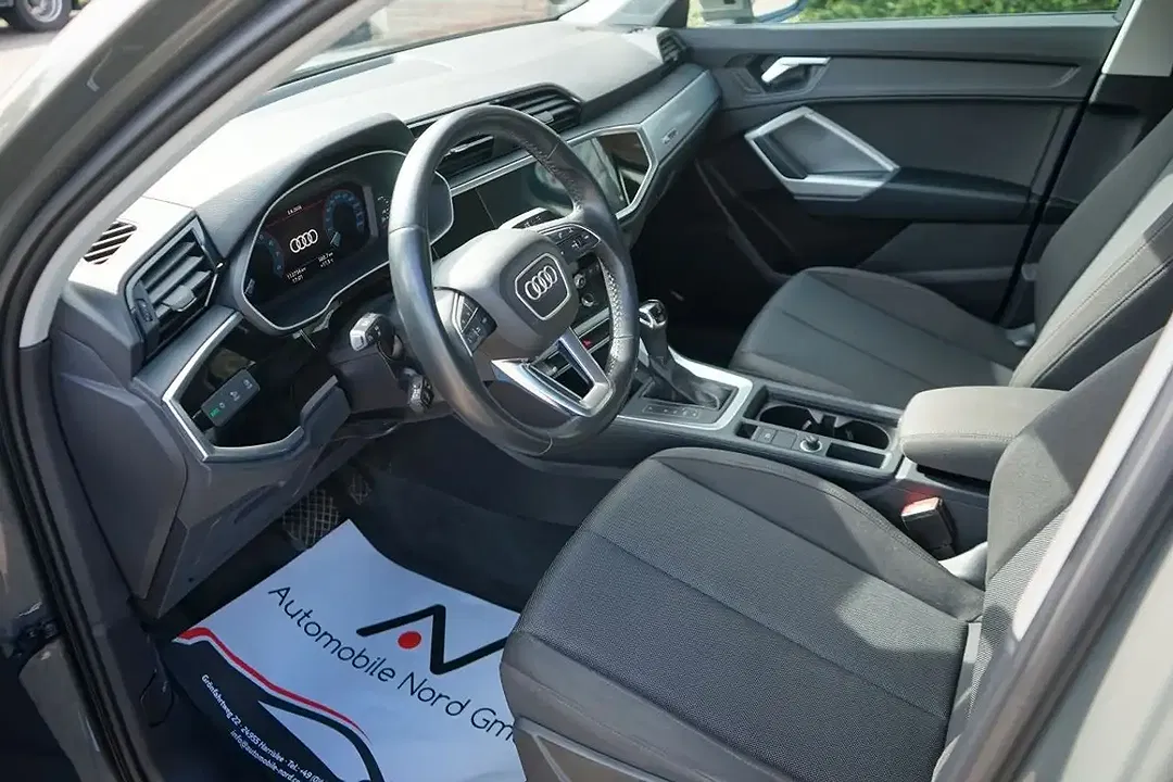 Audi Q3 - Thumbnail 8