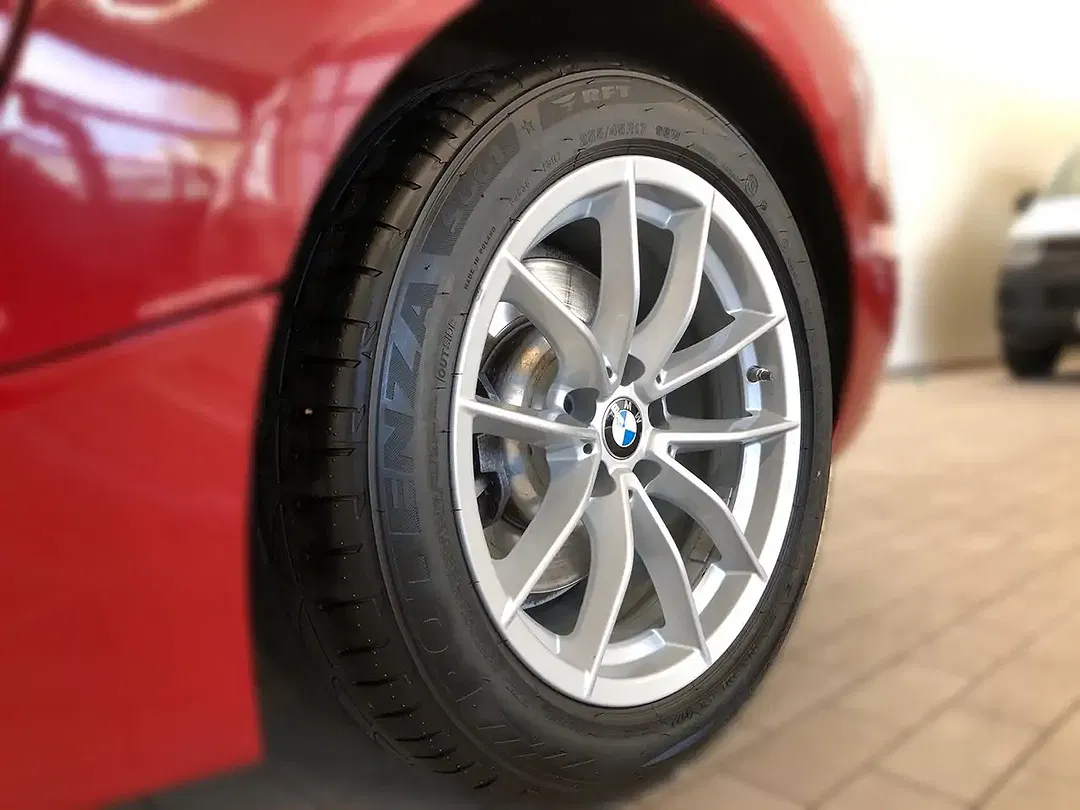 BMW Z4 - Thumbnail 3