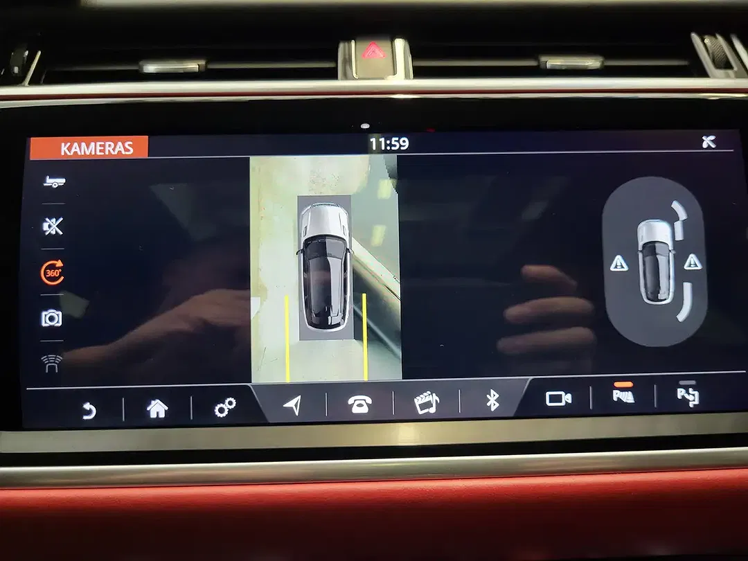 Land Rover Range Rover Velar - Thumbnail 14