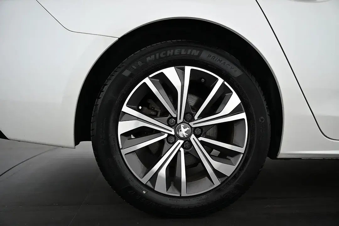 Peugeot 508 - Thumbnail 15