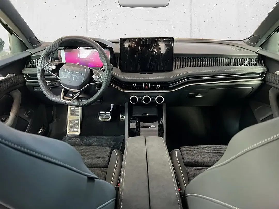 Skoda Superb - Thumbnail 12
