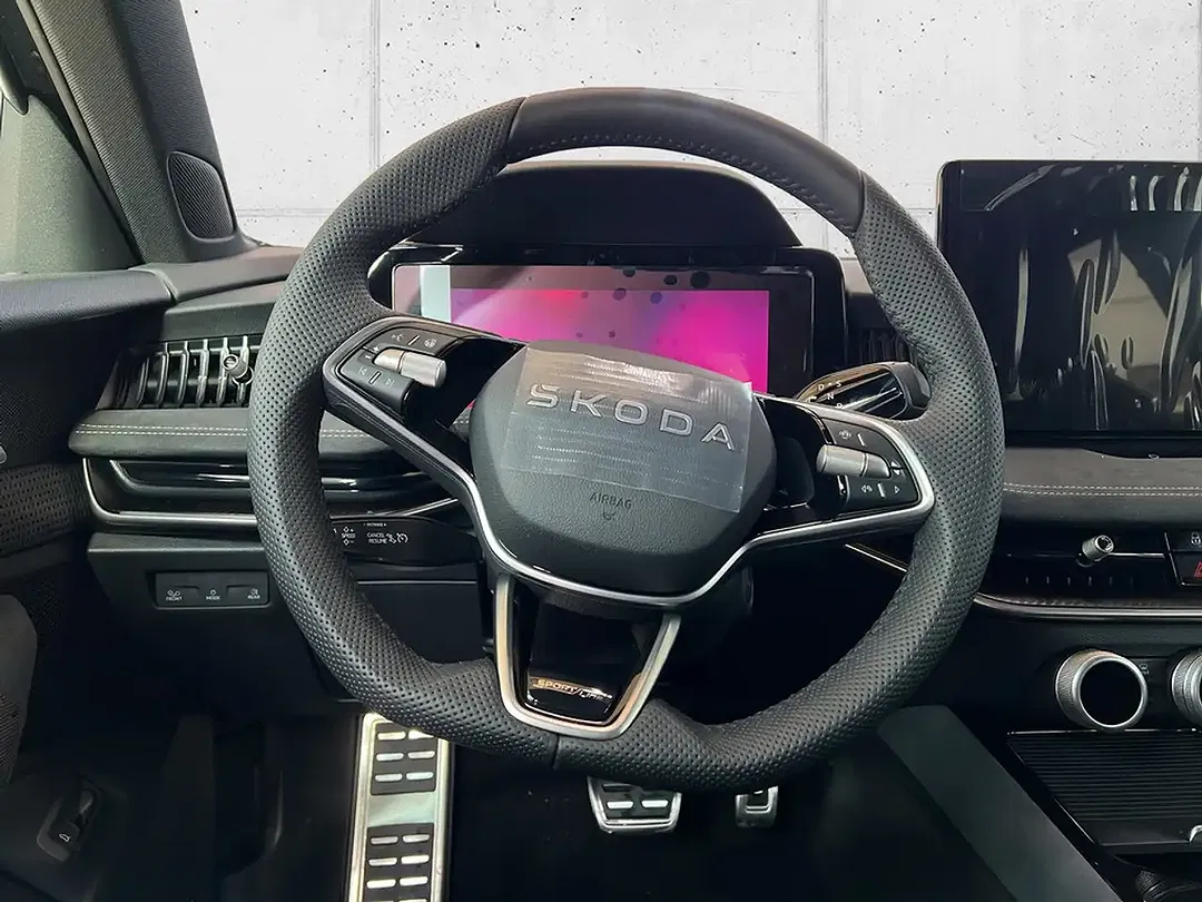 Skoda Superb - Thumbnail 13
