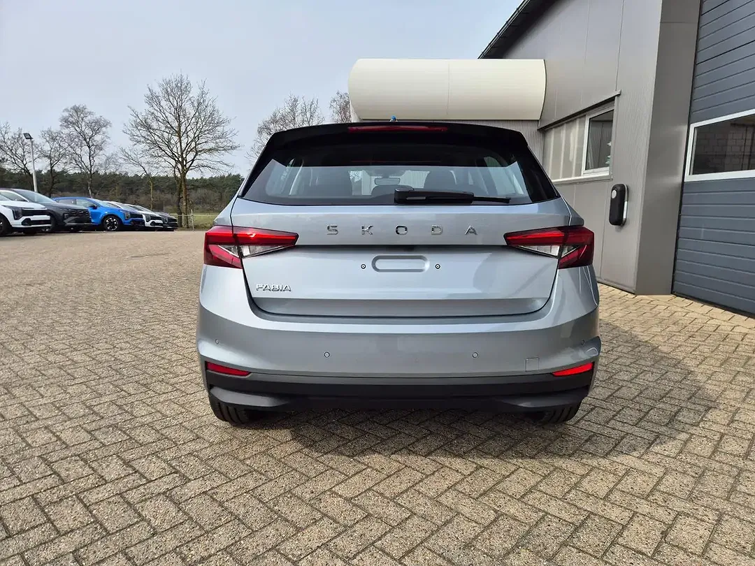 Skoda Fabia - Thumbnail 4
