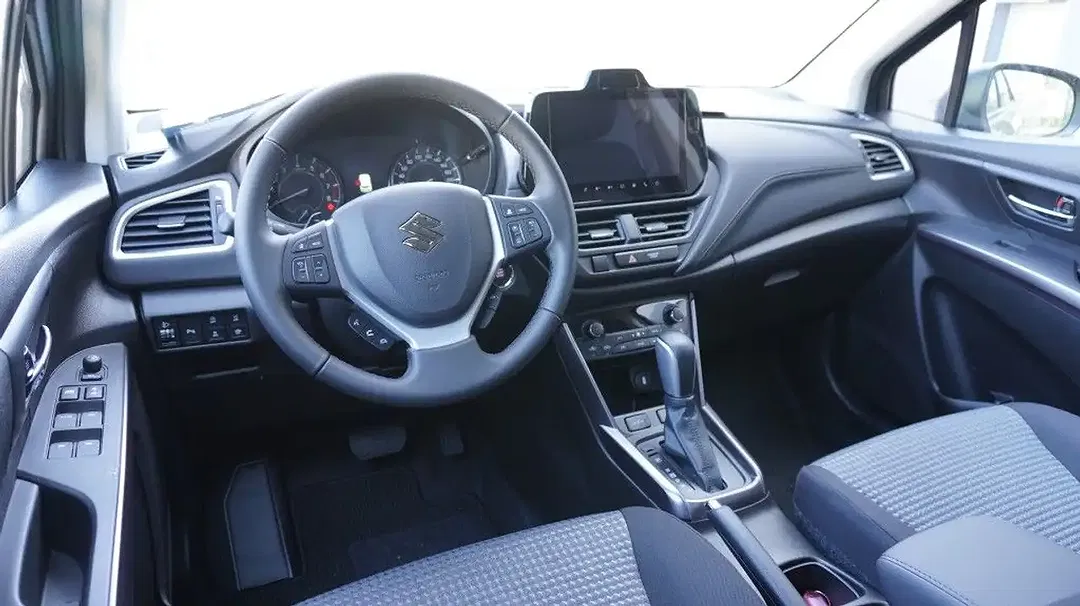 Suzuki S-Cross - Thumbnail 10