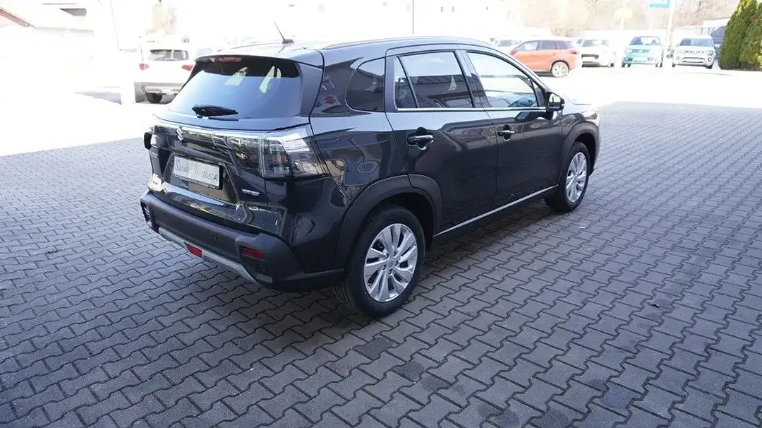 Suzuki S-Cross - Thumbnail 5