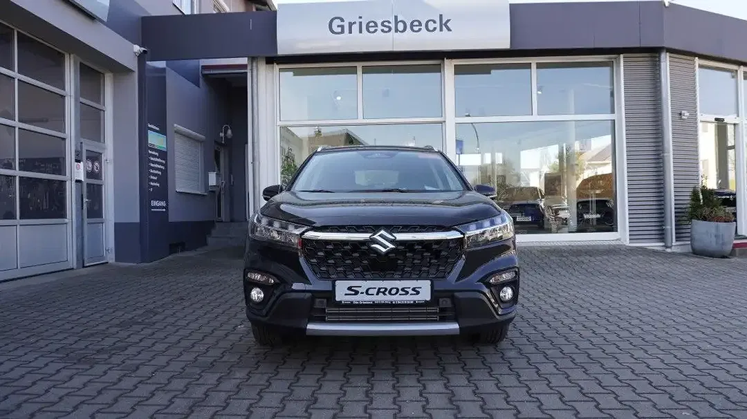 Suzuki S-Cross - Thumbnail 7