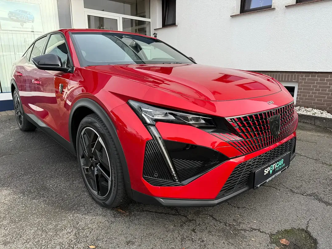 Peugeot 408 - Thumbnail 2