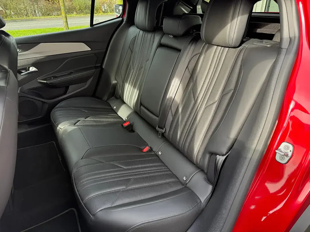Peugeot 408 - Thumbnail 7