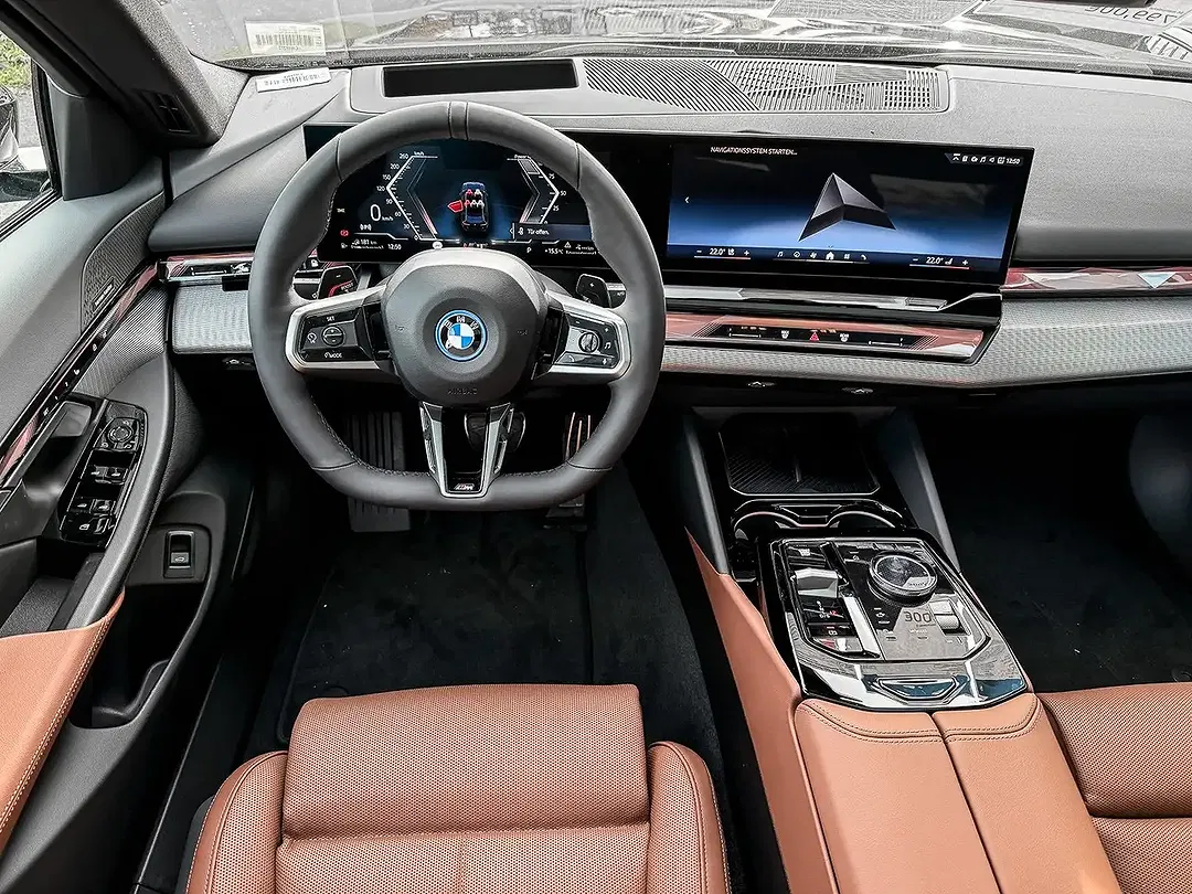 BMW 530 - Thumbnail 8