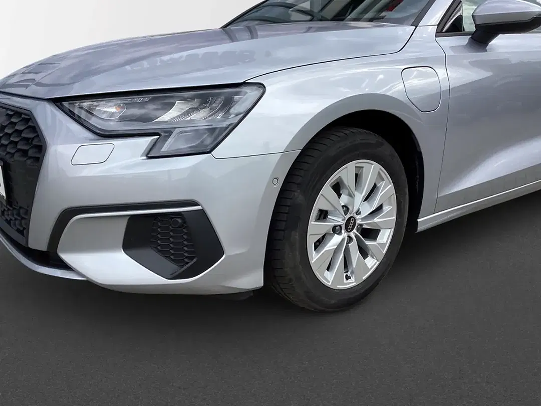 Audi A3 - Thumbnail 4