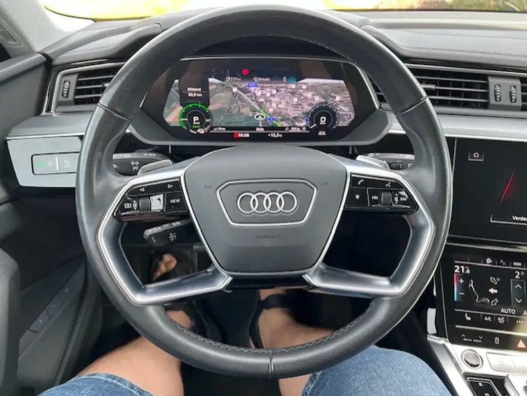 Audi Q8 e-tron - Thumbnail 8