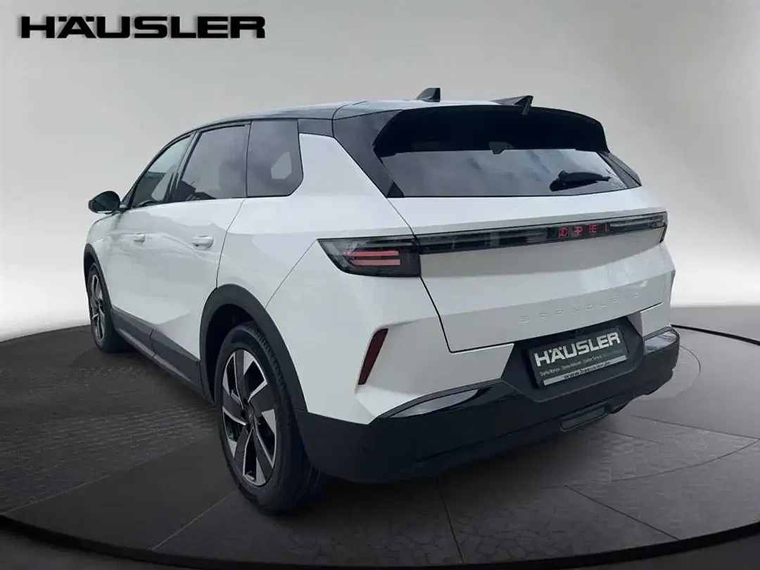 Opel Grandland X - Thumbnail 3