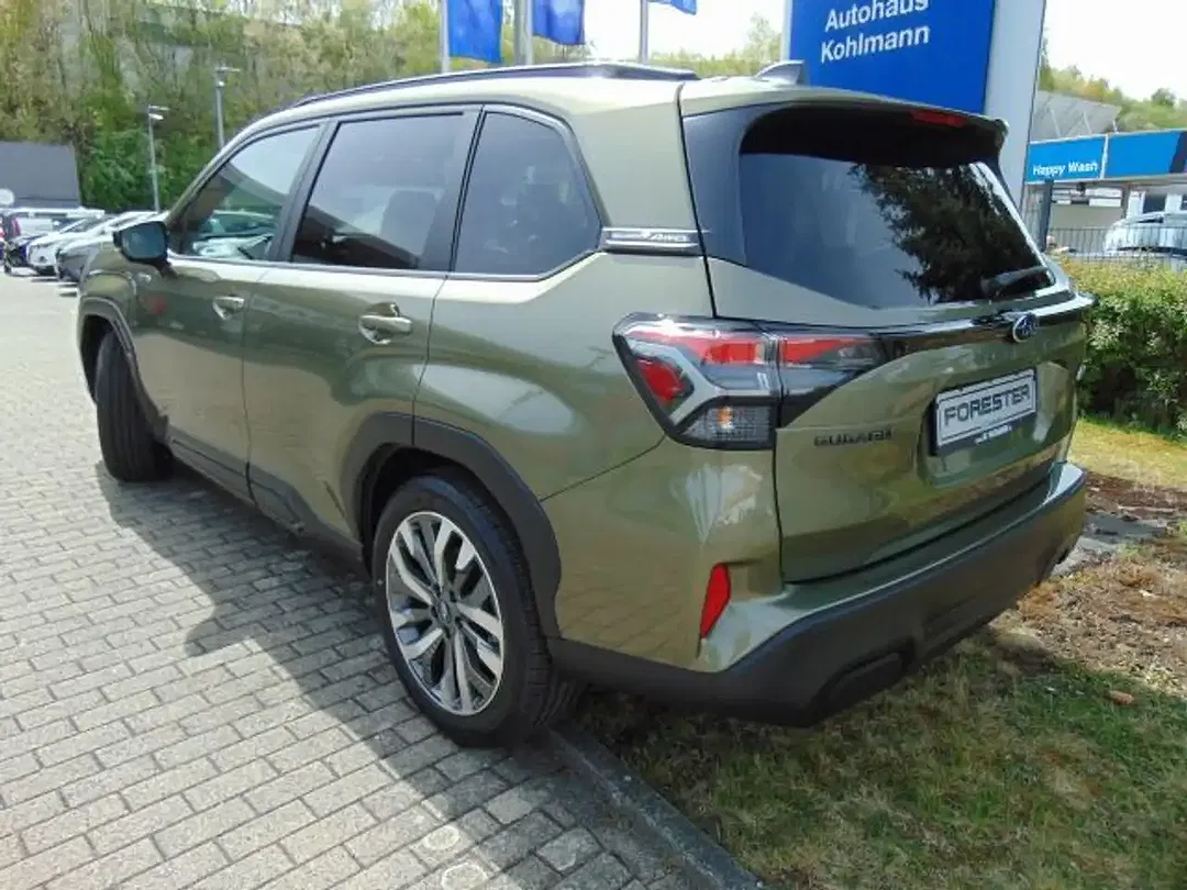 Subaru Forester - Thumbnail 4