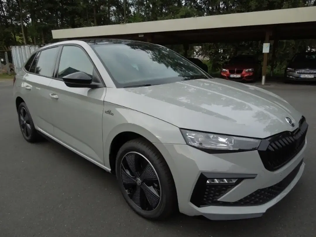 Skoda Scala - Thumbnail 1