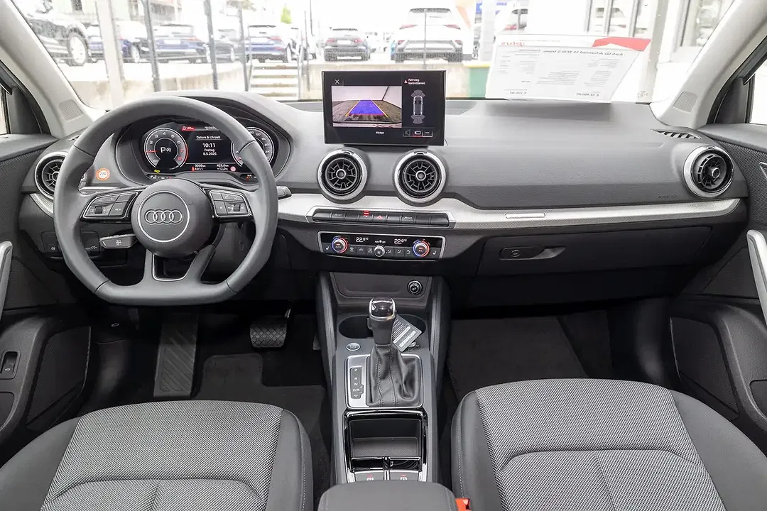 Audi Q2 - Thumbnail 2