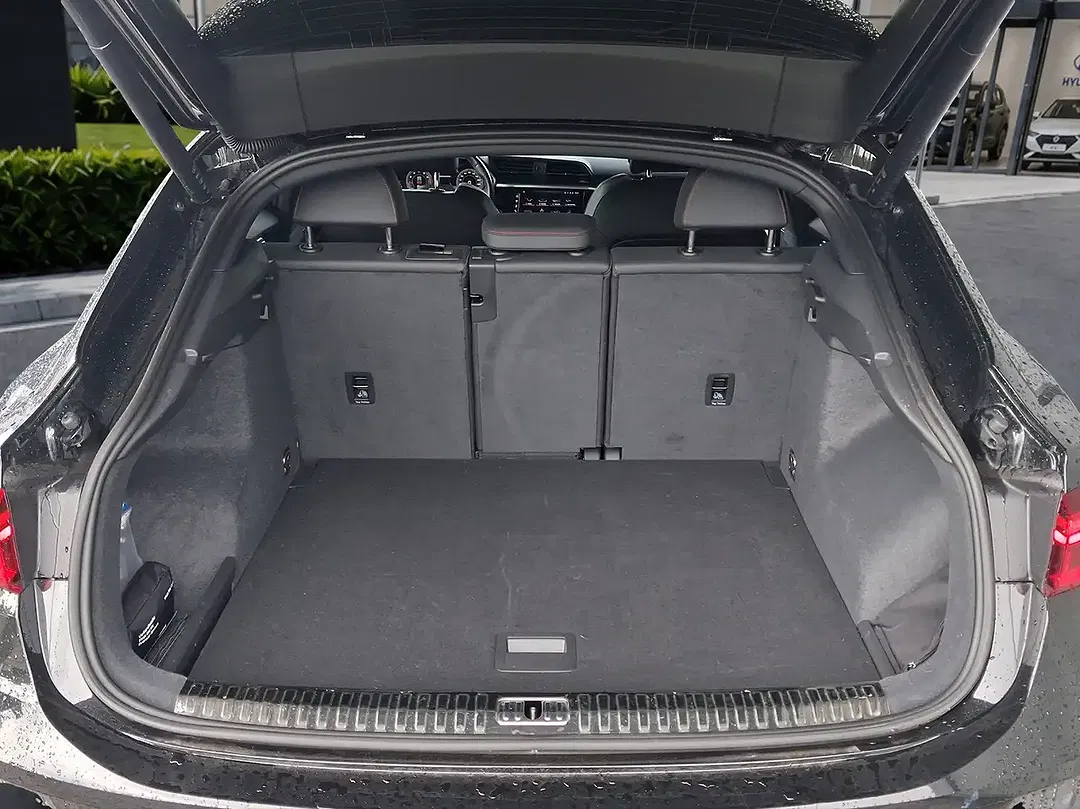 Audi Q3 - Thumbnail 14