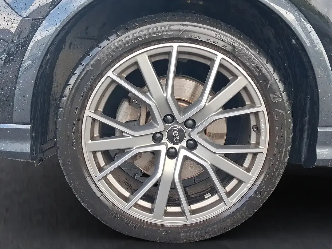 Audi Q3 - Thumbnail 15