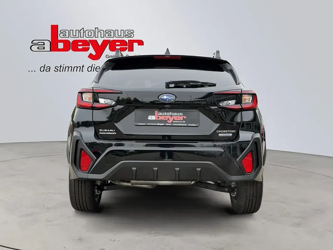 Subaru Crosstrek - Thumbnail 4