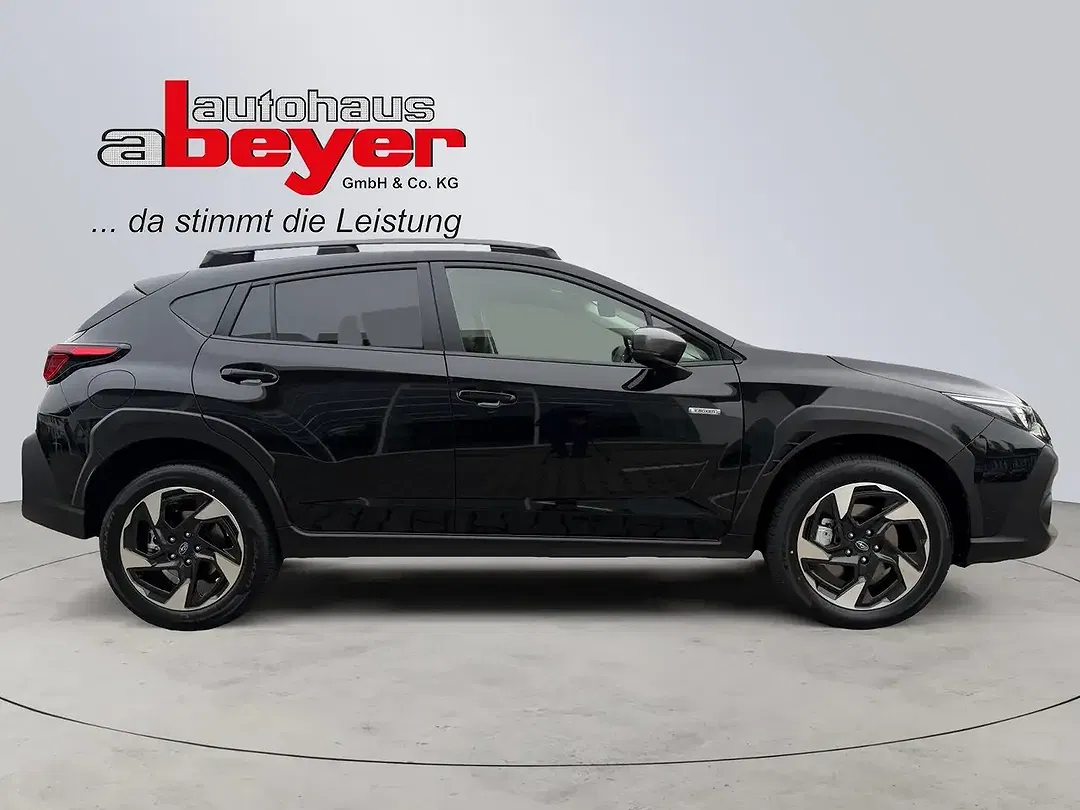 Subaru Crosstrek - Thumbnail 6