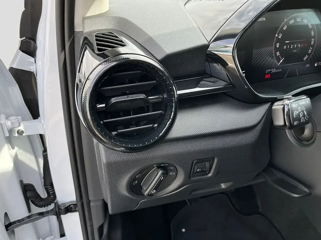 Skoda Fabia - Thumbnail 12