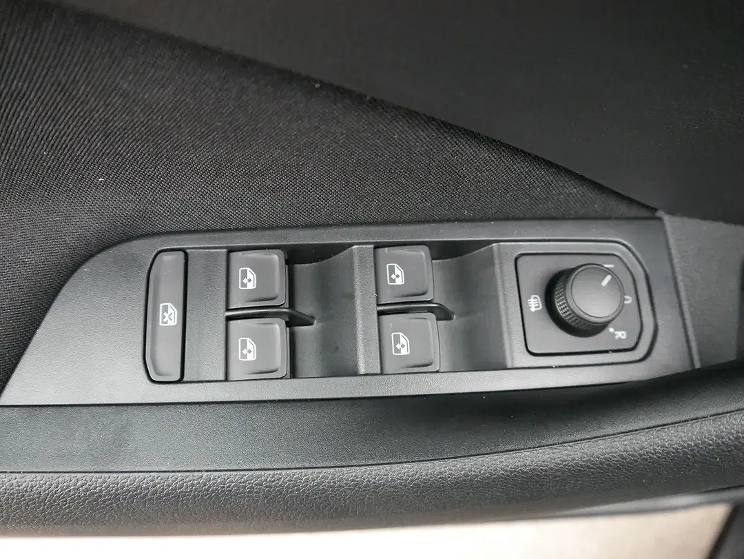 Skoda Scala - Thumbnail 11