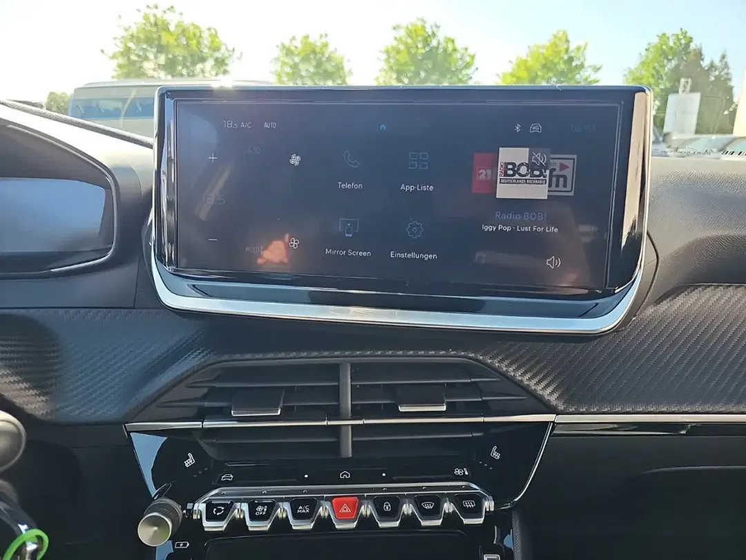 Peugeot 2008 - Thumbnail 12