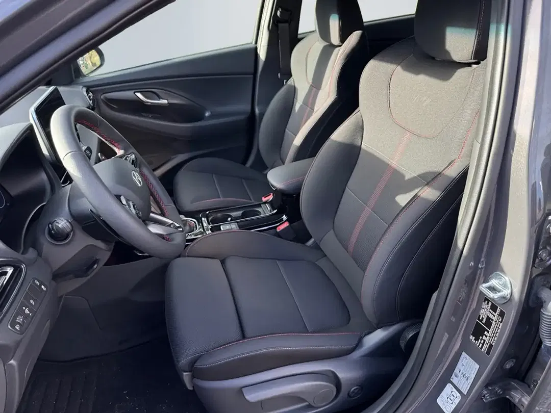 Hyundai i30 - Thumbnail 9