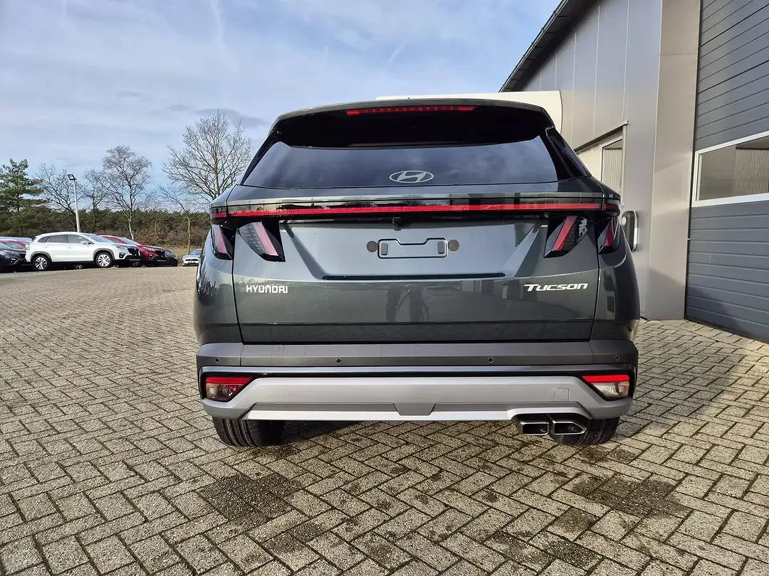 Hyundai TUCSON - Thumbnail 3