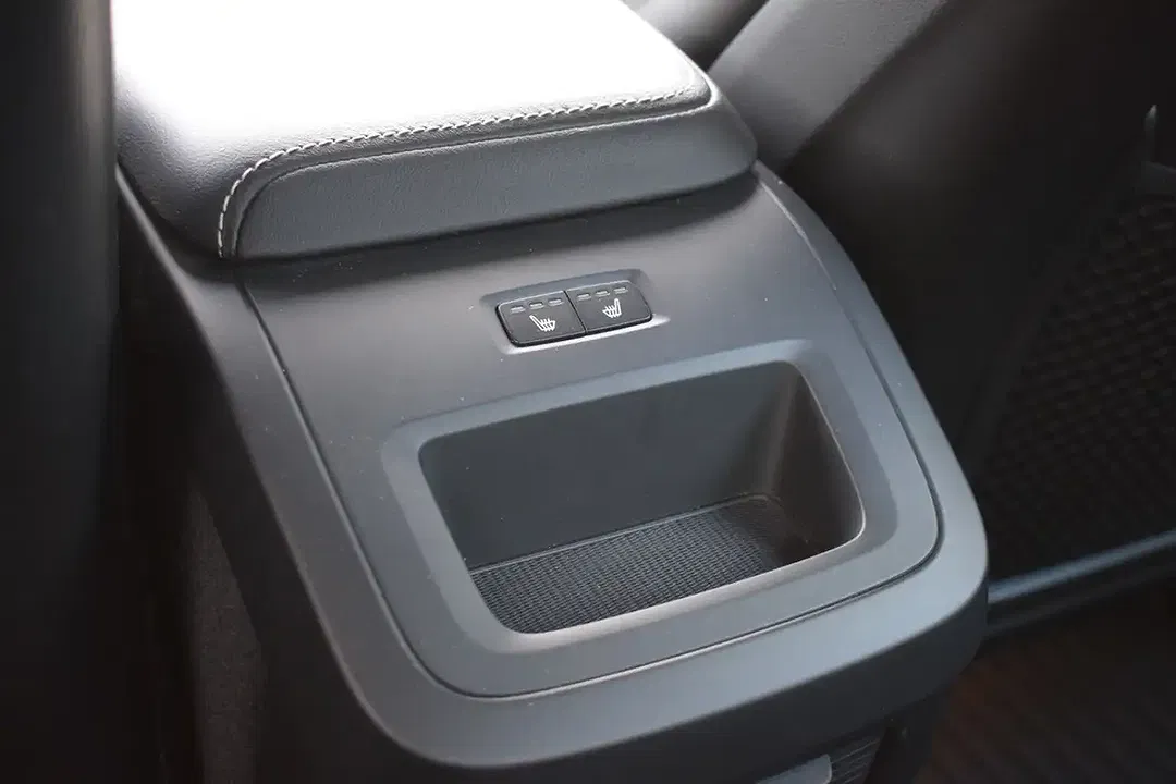 Volvo S60 - Thumbnail 8