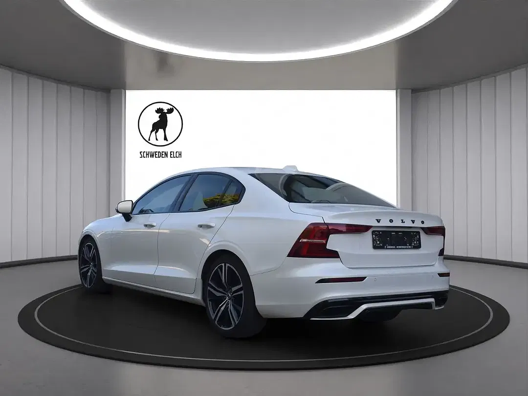 Volvo S60 - Thumbnail 2