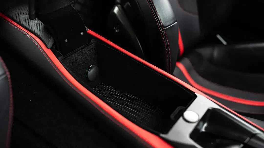 Ferrari 812 - Thumbnail 33