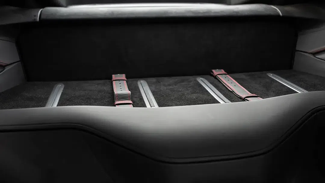Ferrari 812 - Thumbnail 36