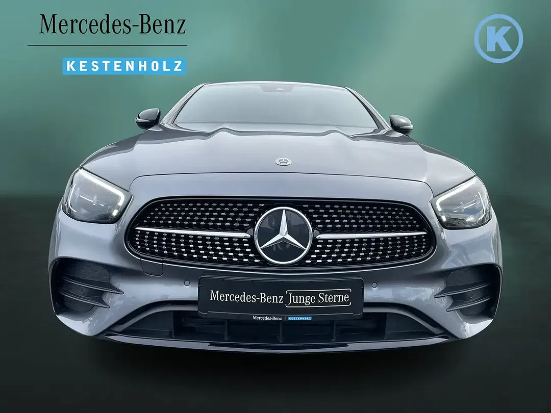 Mercedes-Benz E 300 - Thumbnail 2